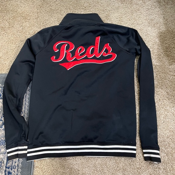 Pink - Picture 2 of 3